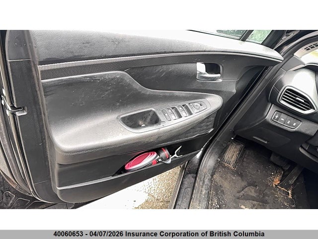 5NMS2CADXLH209188 Hyundai Santa Fe Se