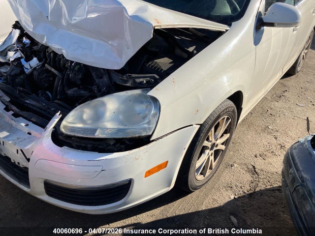 40060696 :رقم المزاد ، 3VWSF81K96M815113 vin ، 2006 Volkswagen Jetta مزاد بيع