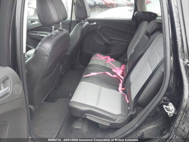 1FMCU9J93HUD01039 Ford Escape Titanium