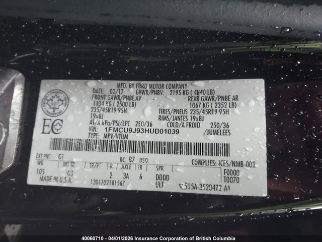 1FMCU9J93HUD01039 Ford Escape Titanium