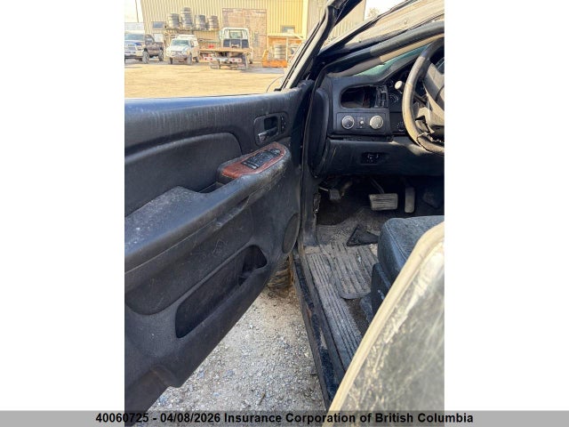 40060725 :رقم المزاد ، 1GTHK39608E138268 vin ، 2008 Gmc Sierra K3500 مزاد بيع