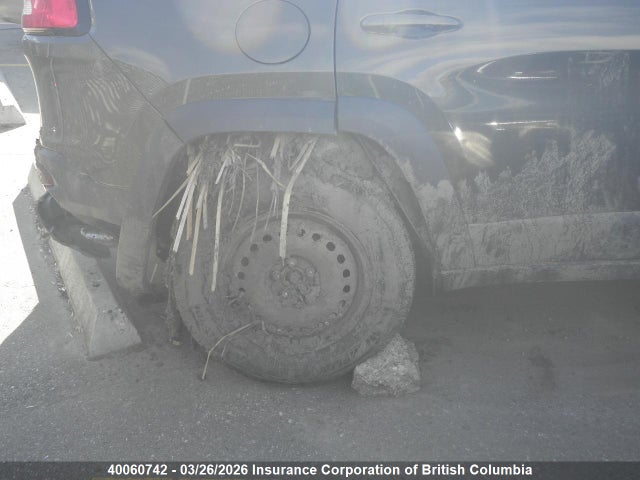 40060742 :رقم المزاد ، 1C4PJMBS9FW755686 vin ، 2015 Jeep Cherokee Trailhawk مزاد بيع