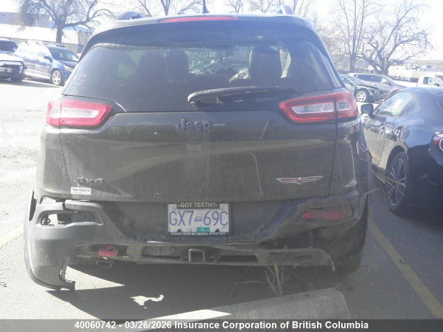40060742 :رقم المزاد ، 1C4PJMBS9FW755686 vin ، 2015 Jeep Cherokee Trailhawk مزاد بيع