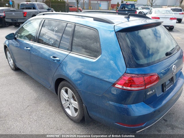 3VW117AUXJM764154 Volkswagen Golf
