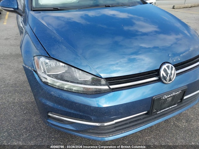 3VW117AUXJM764154 Volkswagen Golf