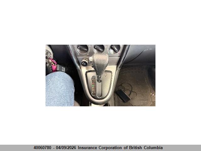 40060780 :رقم المزاد ، 2T1KR32E18C713080 vin ، 2008 Toyota Matrix مزاد بيع