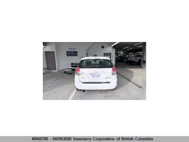 40060780 :رقم المزاد ، 2T1KR32E18C713080 vin ، 2008 Toyota Matrix مزاد بيع
