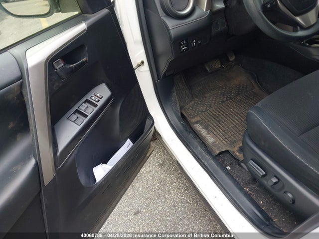 JTMRJREV4JD235640 Toyota RAV4