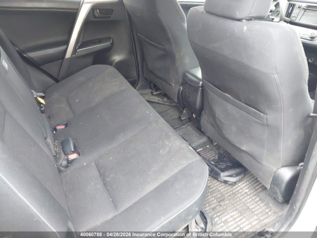 JTMRJREV4JD235640 Toyota RAV4