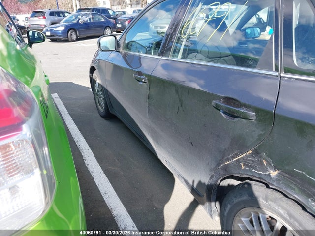 40060791 :رقم المزاد ، JF1GE6B69BH518347 vin ، 2011 Subaru Impreza 2.5i Premium مزاد بيع