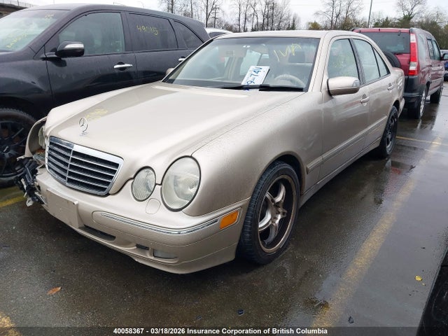 2000 Mercedes-benz E 320 მანქანა იყიდება აუქციონზე, vin: WDBJF65J7YB070147, აუქციონის ნომერი: 40058367