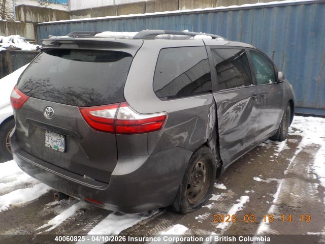 2017 Toyota Sienna მანქანა იყიდება აუქციონზე, vin: 5TDZZ3DC9HS799059, აუქციონის ნომერი: 40060825