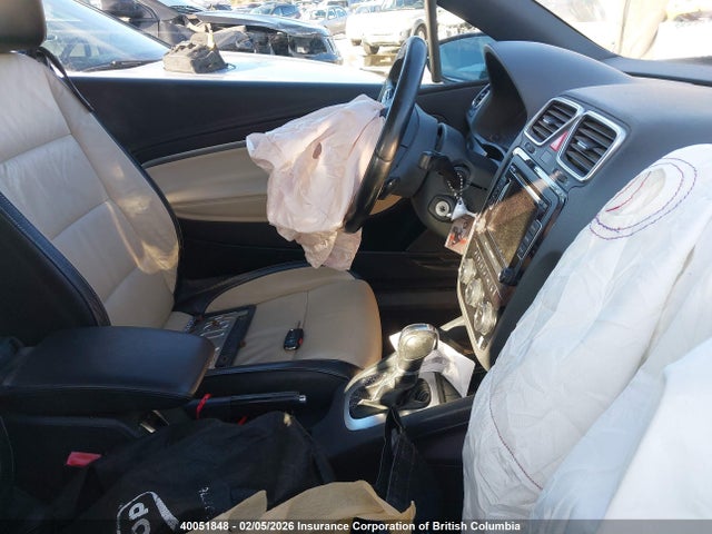 WVWFD8AH8FV005315 Volkswagen Eos Lux/executive