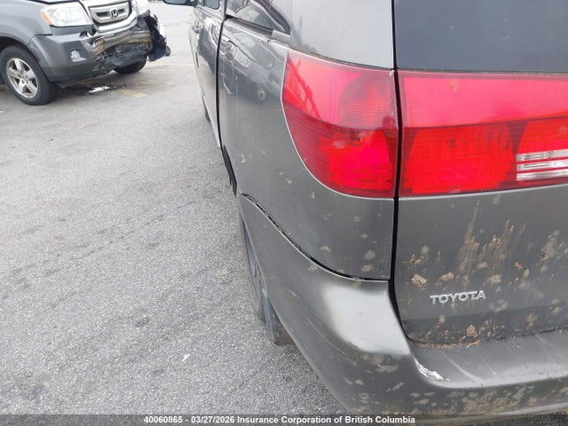 2005 Toyota Sienna Ce მანქანა იყიდება აუქციონზე, vin: 5TDZA29C55S253378, აუქციონის ნომერი: 40060865