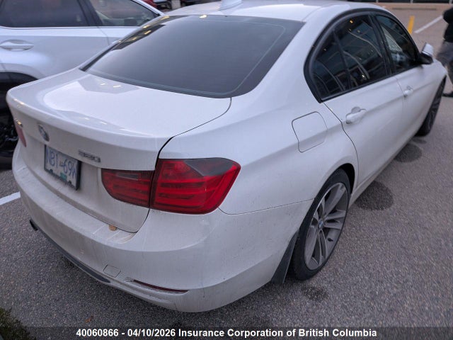WBA3C3G58ENS68874 BMW 320i