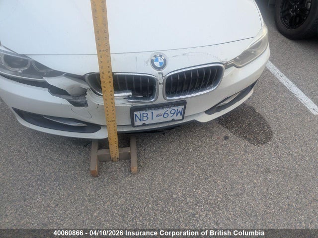 WBA3C3G58ENS68874 BMW 320i