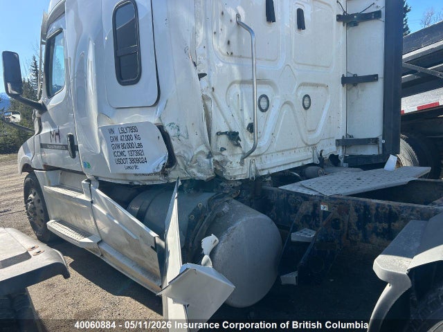 Продажа на аукционе авто 2020 Freightliner New Cascadia 126, vin: 3AKJHHDR0LSLY7850, номер лота: 40060884