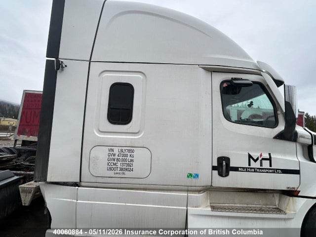 Продажа на аукционе авто 2020 Freightliner New Cascadia 126, vin: 3AKJHHDR0LSLY7850, номер лота: 40060884