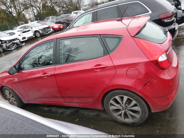 KMHCT5AE8GU295973 Hyundai ACCENT SE