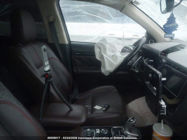 JA4J24A59JZ621311 Mitsubishi Outlander Se/gt