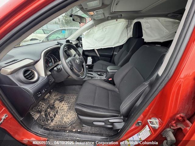 2015 Toyota Rav4 მანქანა იყიდება აუქციონზე, vin: 2T3RFREV0FW235257, აუქციონის ნომერი: 40060935