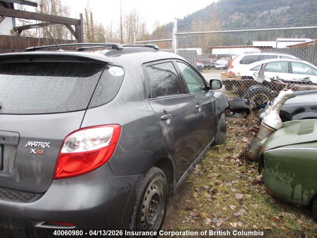 40060980 :رقم المزاد ، 2T1KE4EE4AC040689 vin ، 2010 Toyota Matrix Xr مزاد بيع