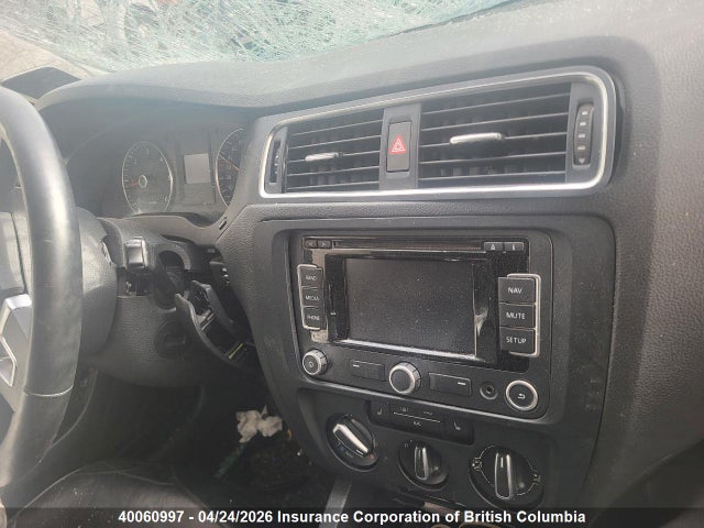 40060997 :رقم المزاد ، 3VW3L7AJ8EM397639 vin ، 2014 Volkswagen Jetta مزاد بيع