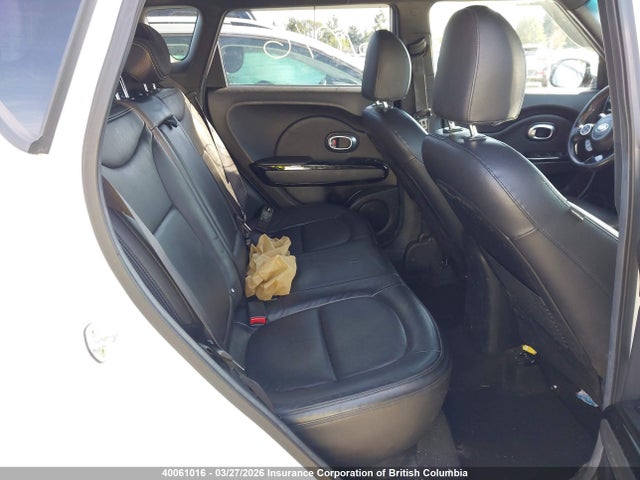 40061016 :رقم المزاد ، KNDJX3A52F7226147 vin ، 2015 Kia Soul مزاد بيع