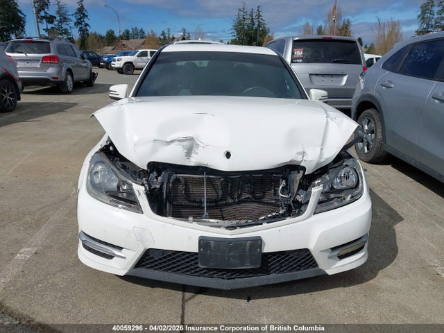 40059296 :رقم المزاد ، WDDGF8AB7DG108260 vin ، 2013 Mercedes-benz C 300 4matic مزاد بيع