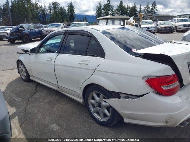 40059296 :رقم المزاد ، WDDGF8AB7DG108260 vin ، 2013 Mercedes-benz C 300 4matic مزاد بيع