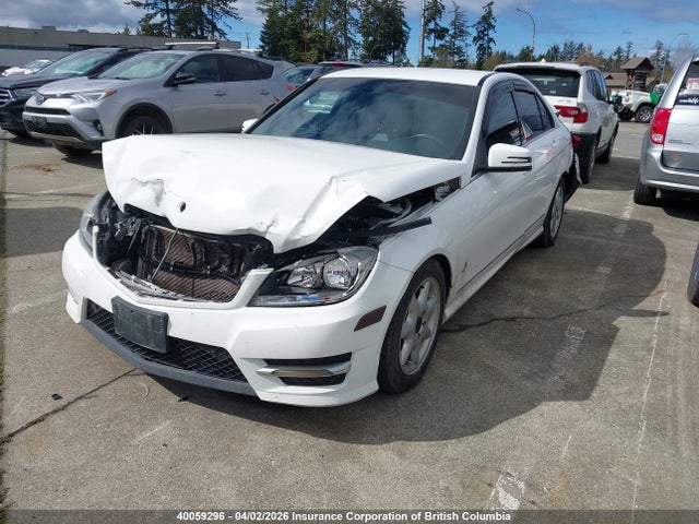 40059296 :رقم المزاد ، WDDGF8AB7DG108260 vin ، 2013 Mercedes-benz C 300 4matic مزاد بيع