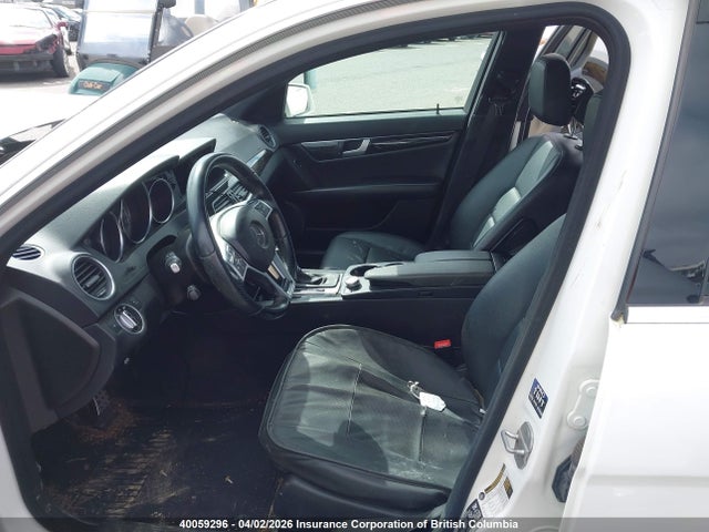 40059296 :رقم المزاد ، WDDGF8AB7DG108260 vin ، 2013 Mercedes-benz C 300 4matic مزاد بيع