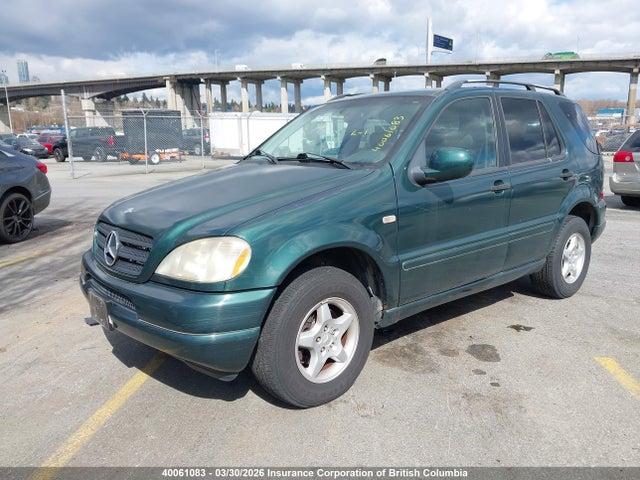 40061083 :رقم المزاد ، 4JGAB54E4XA060400 vin ، 1999 Mercedes-benz Ml 320 مزاد بيع