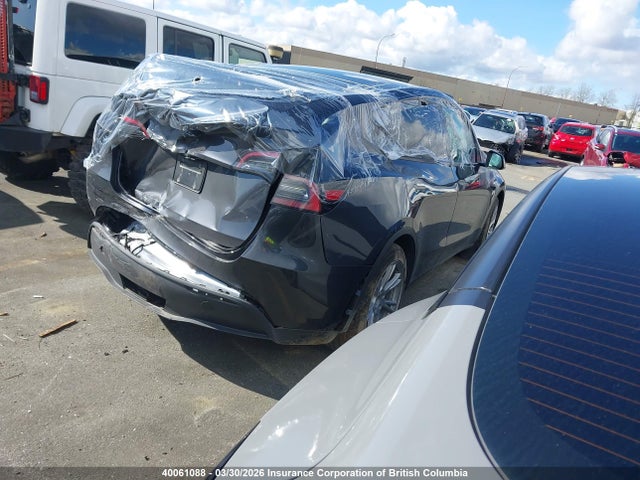 7SAYGDED0RF078006 Tesla Model Y