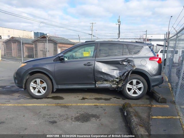 40061098 :رقم المزاد ، 2T3RFREV1DW015848 vin ، 2013 Toyota Rav4 مزاد بيع