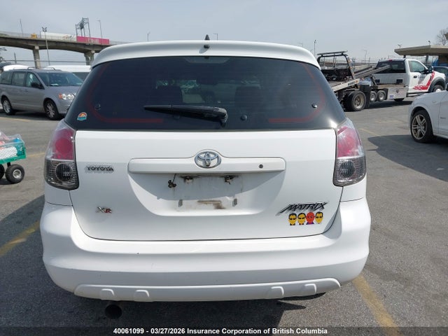 40061099 :رقم المزاد ، 2T1KR32E67C673805 vin ، 2007 Toyota Corolla Matrix Xr مزاد بيع