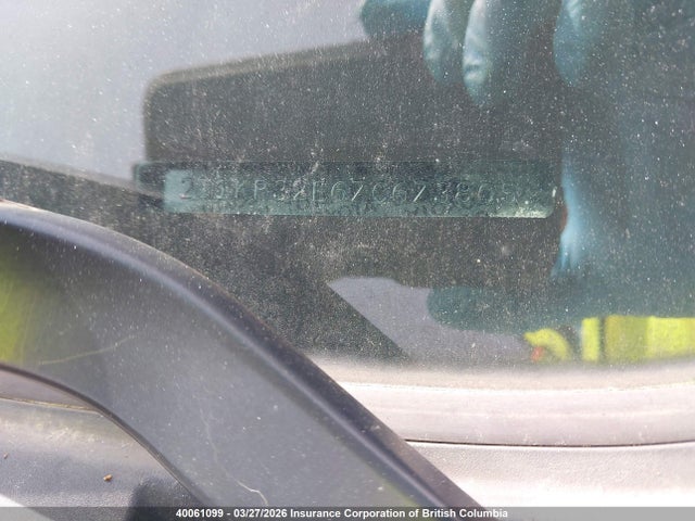 40061099 :رقم المزاد ، 2T1KR32E67C673805 vin ، 2007 Toyota Corolla Matrix Xr مزاد بيع