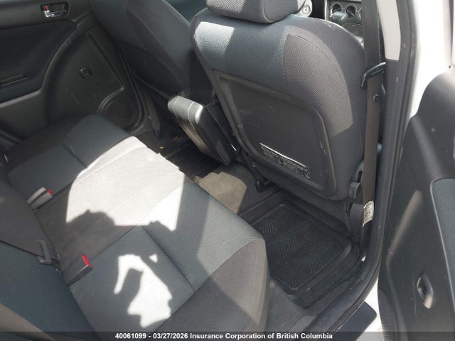 40061099 :رقم المزاد ، 2T1KR32E67C673805 vin ، 2007 Toyota Corolla Matrix Xr مزاد بيع