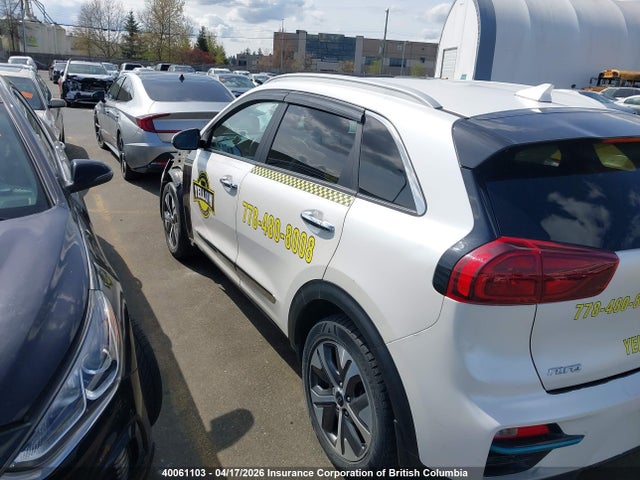 KNDCE3LGXM5104805 KIA Niro