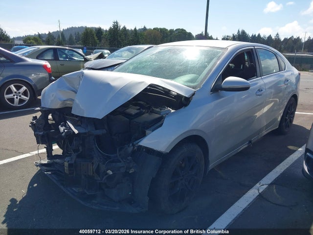 40059712 :رقم المزاد ، 3KPF54AD2LE236925 vin ، 2020 Kia Forte Ex مزاد بيع
