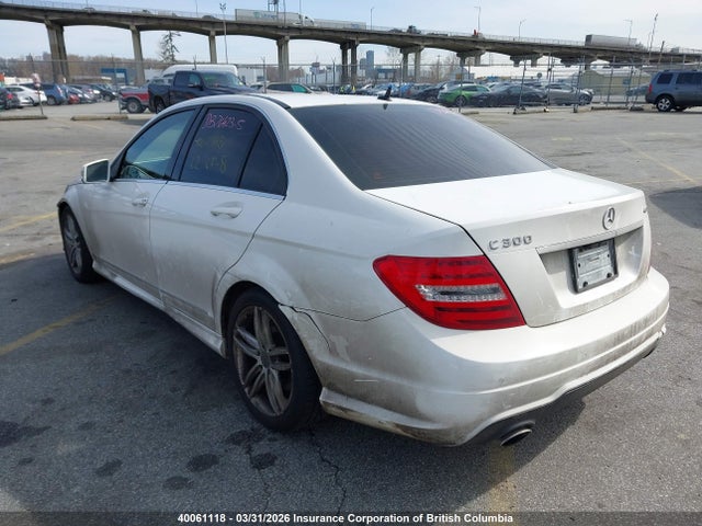 40061118 :رقم المزاد ، WDDGF8AB1DA755207 vin ، 2013 Mercedes-benz C 300 4matic مزاد بيع