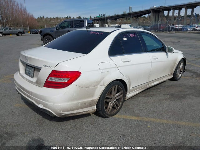 40061118 :رقم المزاد ، WDDGF8AB1DA755207 vin ، 2013 Mercedes-benz C 300 4matic مزاد بيع