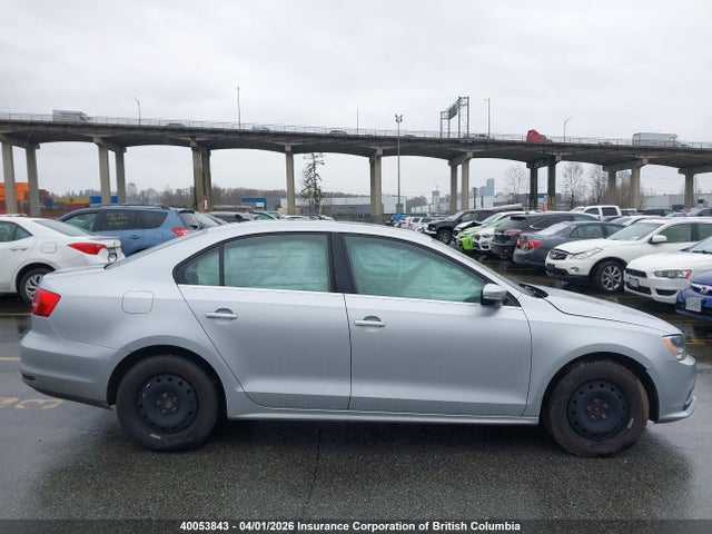 3VWD07AJ0FM412620 Volkswagen JETTA SE