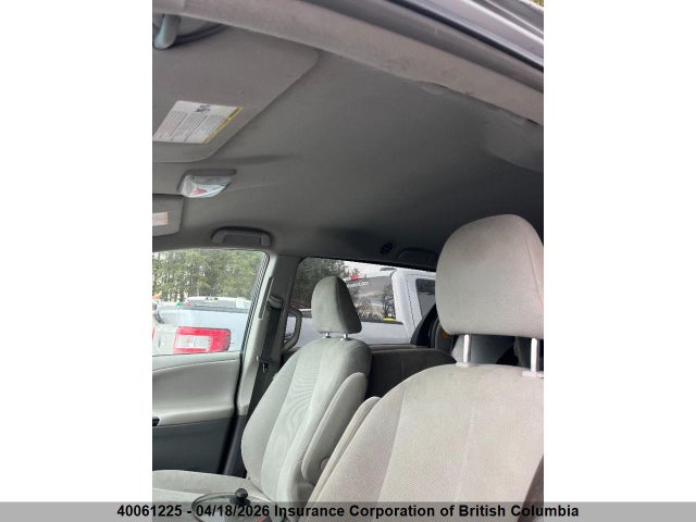 2013 Toyota Sienna მანქანა იყიდება აუქციონზე, vin: 5TDZK3DC8DS339700, აუქციონის ნომერი: 40061225