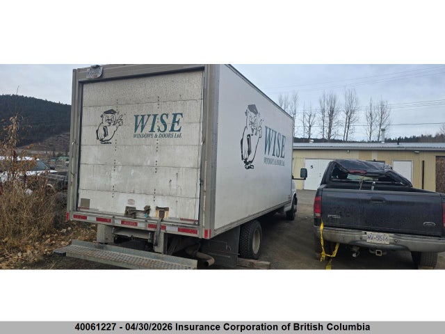 1GD374CGXF1158174 GMC Savana Cutaway G3500