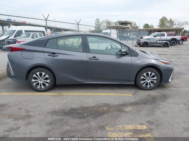 JTDKARFP2L3130931 Toyota Prius