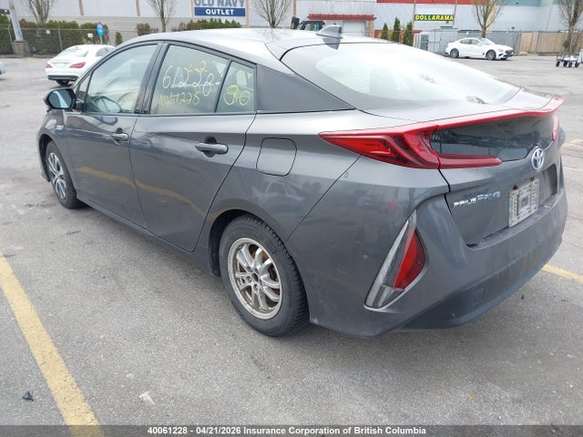JTDKARFP2L3130931 Toyota Prius