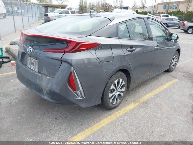 JTDKARFP2L3130931 Toyota Prius