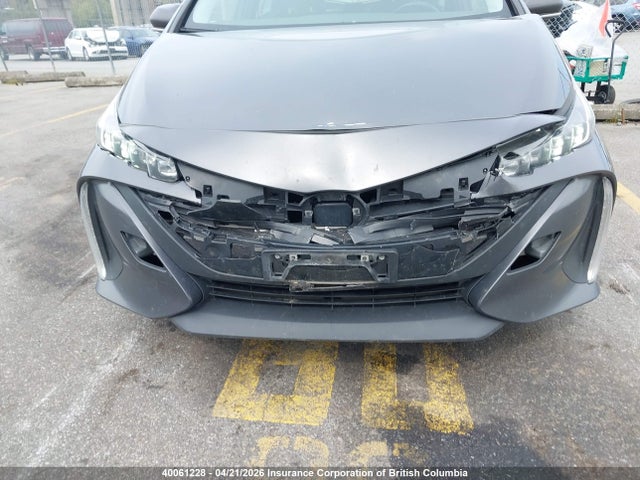 JTDKARFP2L3130931 Toyota Prius