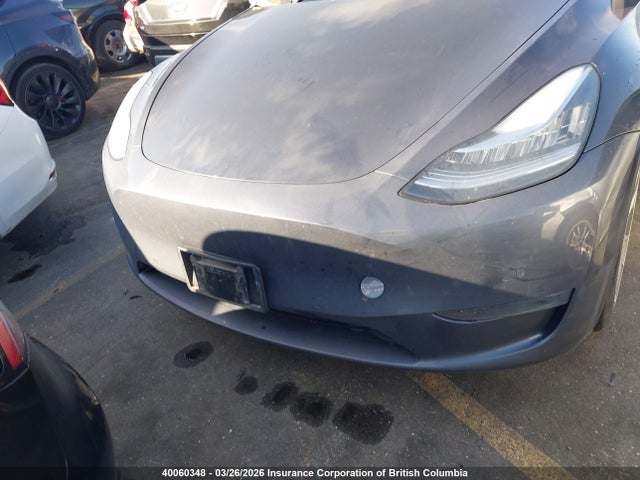 2022 Tesla Model Y მანქანა იყიდება აუქციონზე, vin: 7SAYGAEE7NF506137, აუქციონის ნომერი: 40060348